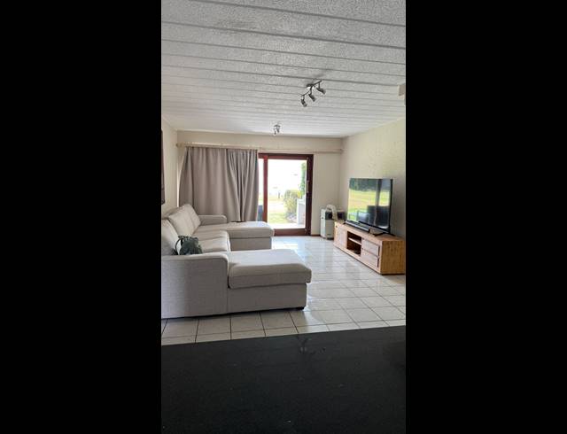 2 BEDROOM APARTMENT FOR SALE IN KEY WEST ESTATE